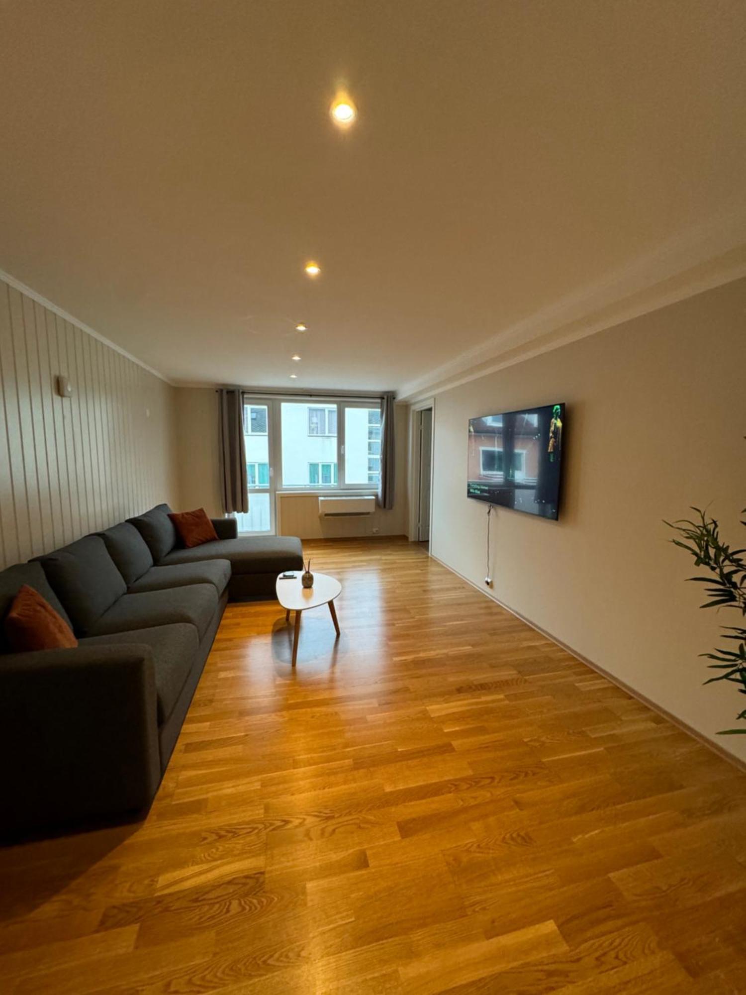 Charming 3-Bedroom Apartment In The Heart Of Kristiansund Dış mekan fotoğraf