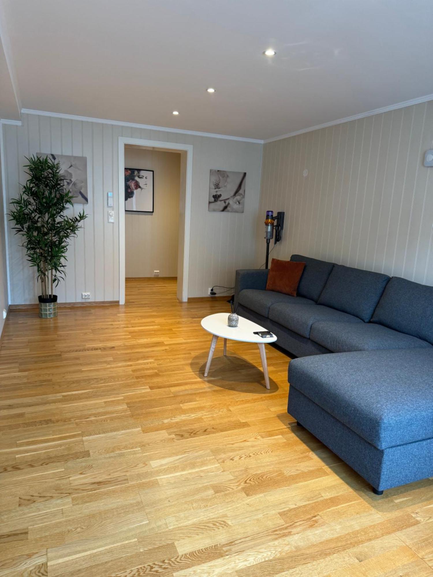 Charming 3-Bedroom Apartment In The Heart Of Kristiansund Dış mekan fotoğraf