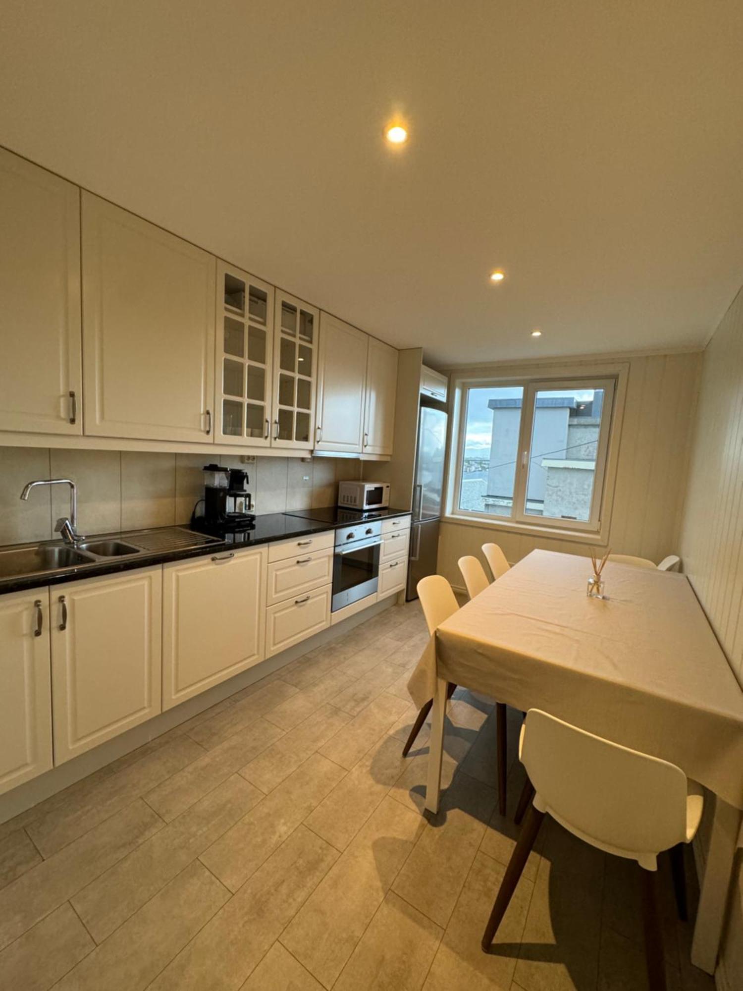 Charming 3-Bedroom Apartment In The Heart Of Kristiansund Dış mekan fotoğraf
